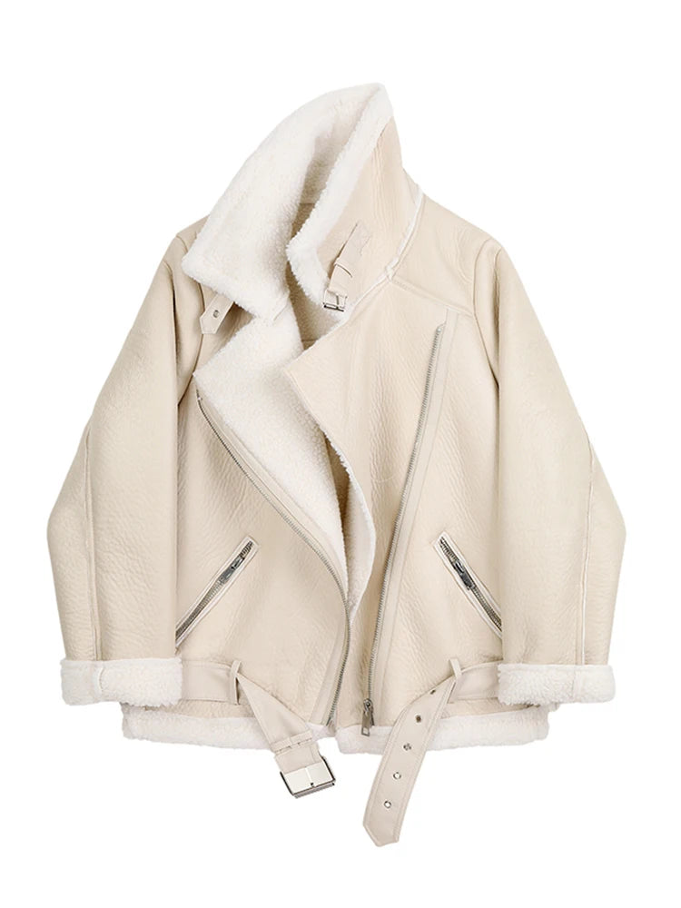 Manteau en Cuir Synthétique avec Doublure en Fourrure,