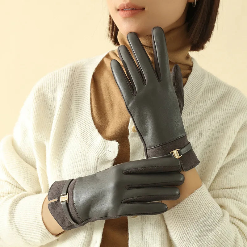 Gants en Cuir Suédé pour Femmes – Élégance, Chaleur et Fonctionnalité Parfaite pour l'Hiver